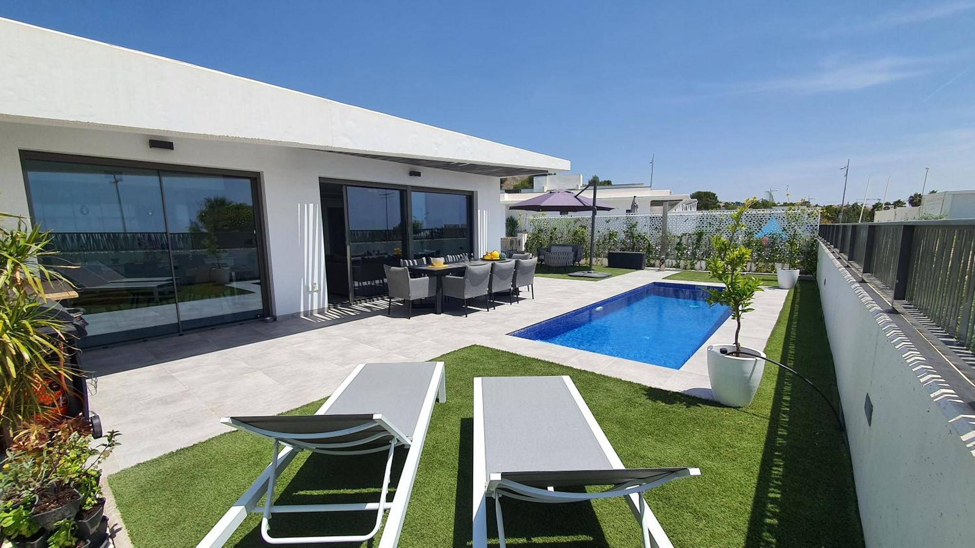 Pool & Snooker Villa Finestrat Buitenkant foto
